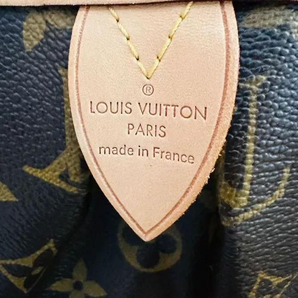 Louis Vuitton Montorgueil GM - Picture 9 of 16
